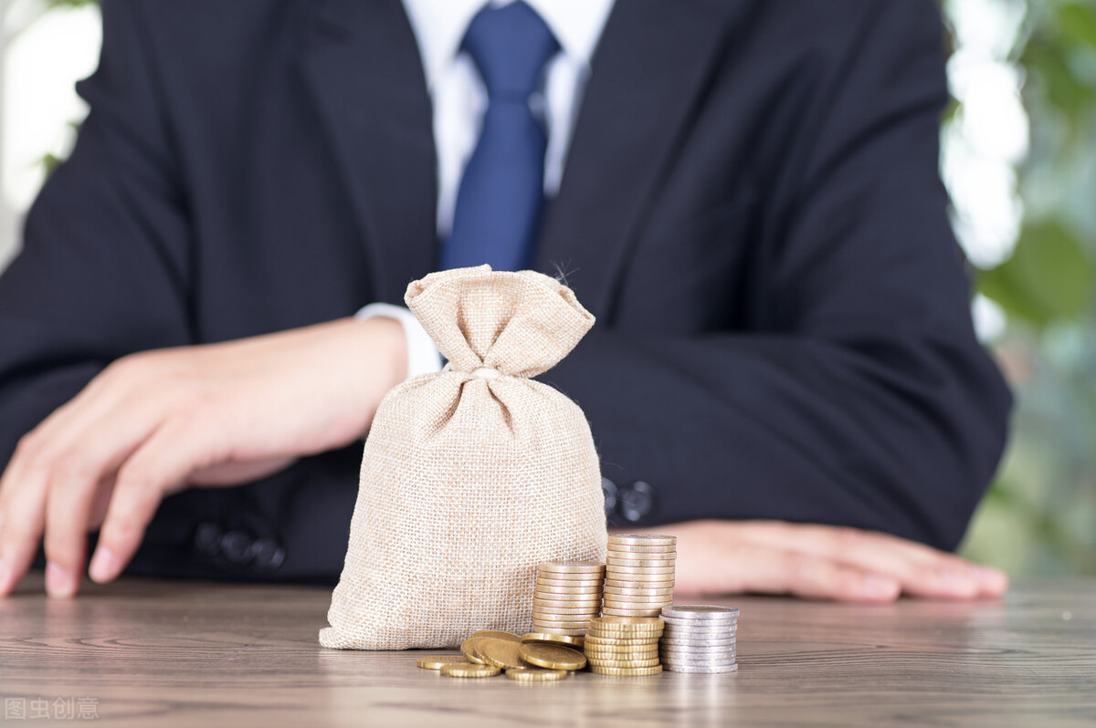 外卖商家隔天收到差评有什么影响,差评被外卖商家上门威胁怎么办