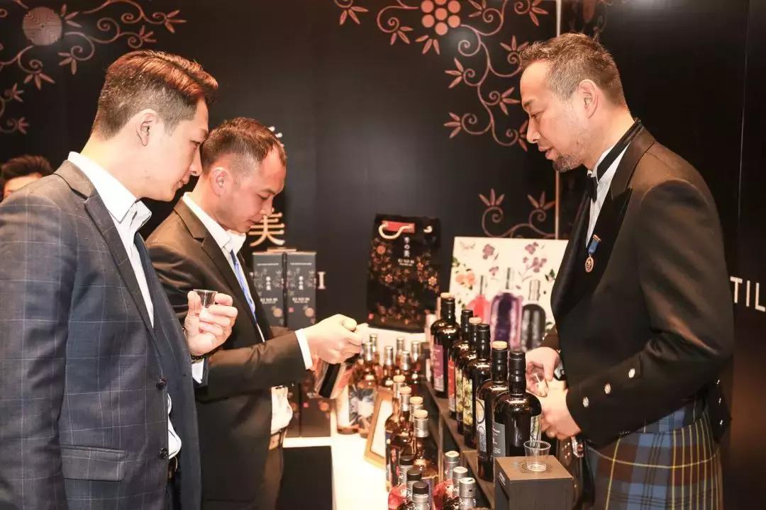 火遍全球的WhiskyLIVE终于来了！400+威士忌喝到嗨，错过悔一年
