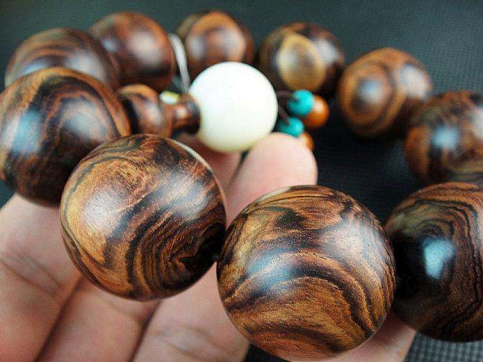 味道比较香的文玩手串,自带香味的文玩手串推荐