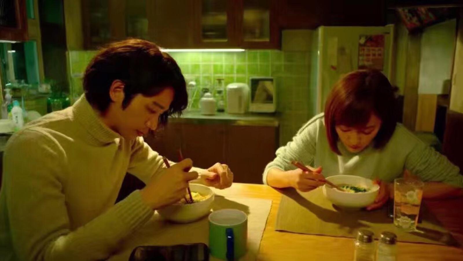 当你伤心难过的时候我还在你身边,当你伤心难过到极致的时候