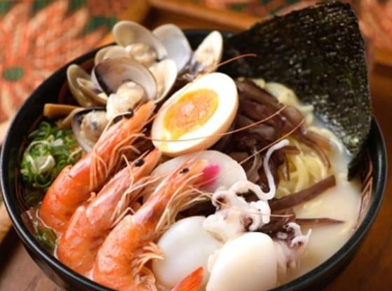 天价面馆13800元一碗上海,一碗天价面20万