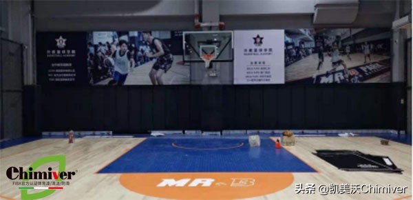 体育木地板抛光,体育木地板翻新羽毛球馆