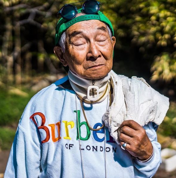 85岁的老人流鼻血,大爷现场流鼻血