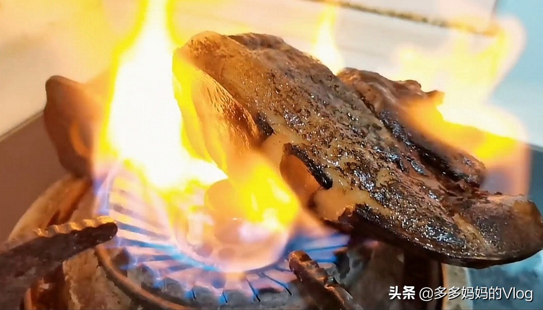 有霉的腊肉怎么吃,长霉的腊肉用火烧过可以吃吗