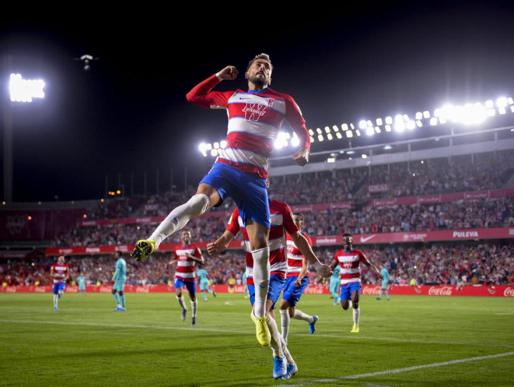 周二赛事几场冷门,周一足球赛事分析表