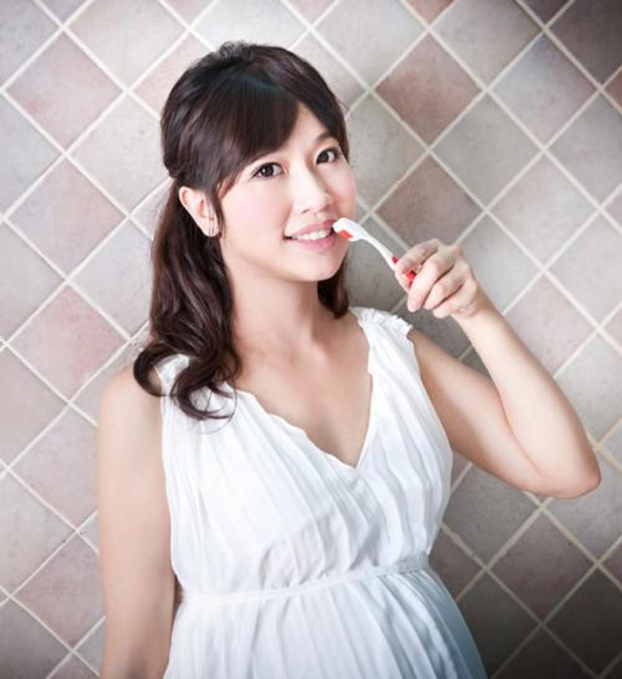 每天早上刷牙牙龈出血是什么原因,早晨起床刷牙牙龈出血是怎么回事