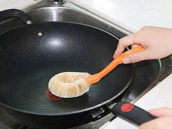 铁锅用过后生锈怎么处理不再生锈,电磁炉铁锅生锈怎么处理永不生锈