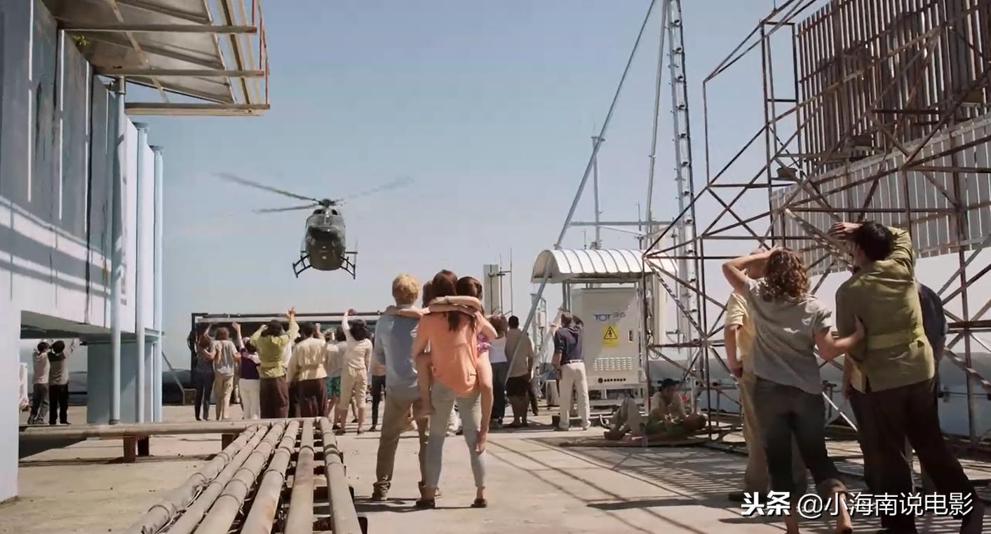 小伙工作却发生意外,小伙上班路上发生了什么事情