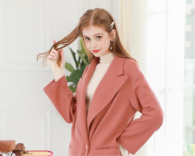 女生毛呢大衣穿搭技巧,女生大衣怎么穿搭才好看