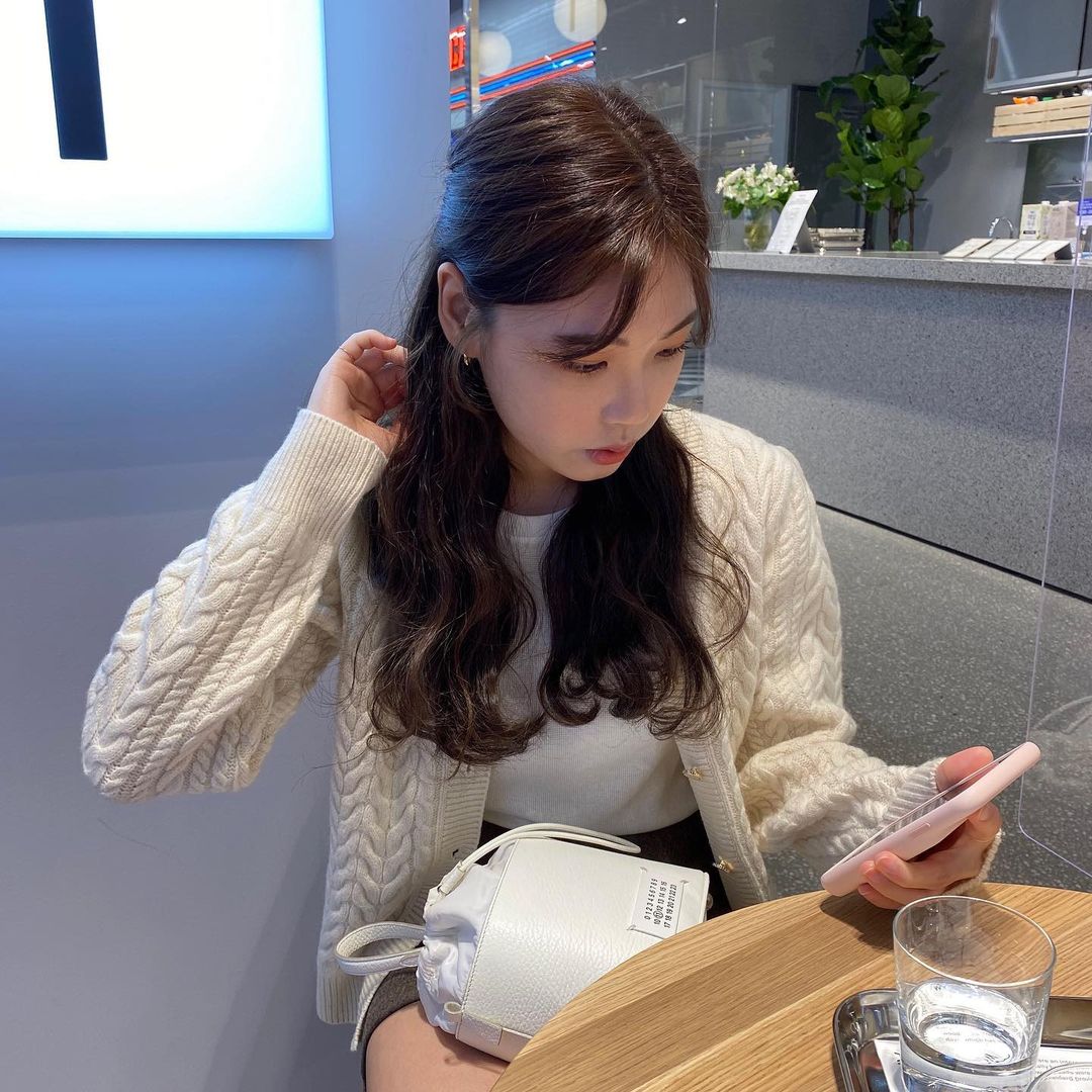 韩式减龄蓬松烫中短发羊毛卷,法式烫中短发羊毛卷