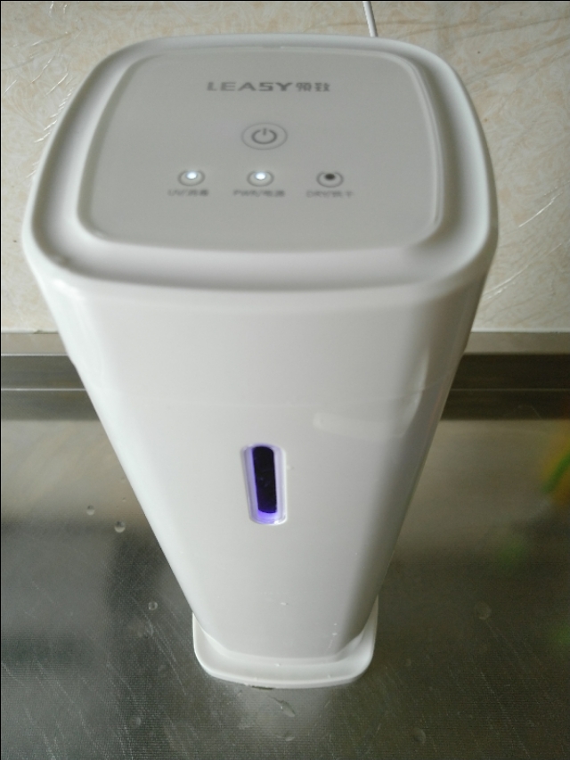 容易让人忽略的筷子发霉问题,不妨试试这款消毒机