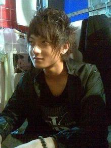 鹿晗、吴亦凡早年杀马特造型是学东方神起的?打开方式不对吧