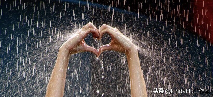 对别人太客气别人反而对你不客气,在外人面前客气对家人刻薄