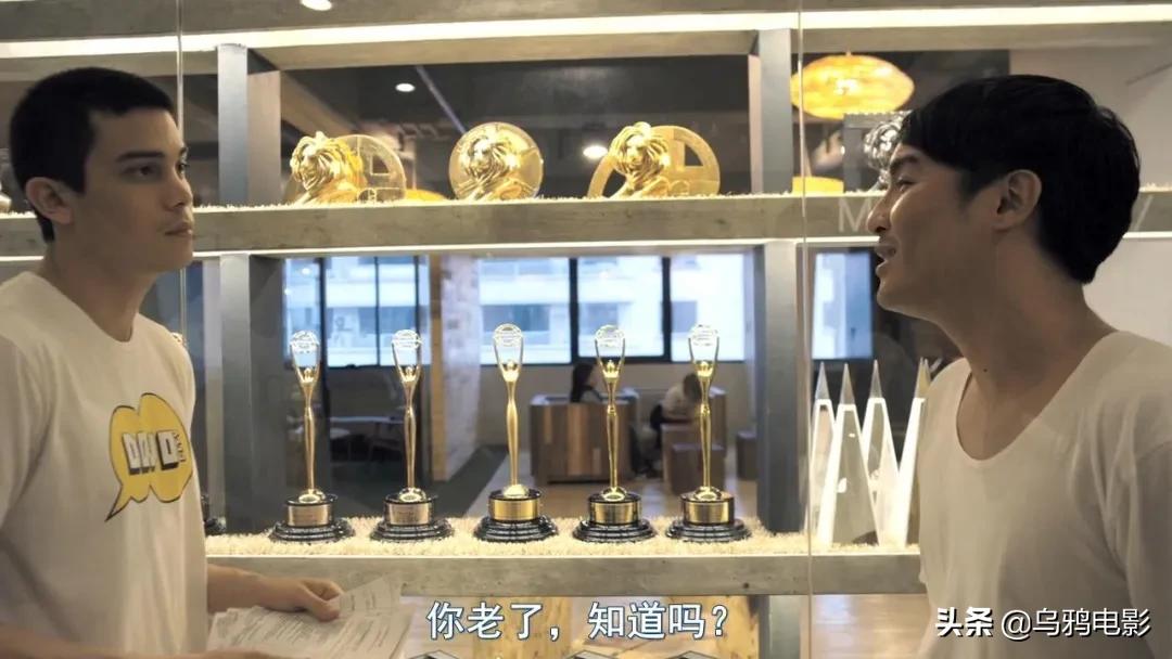 年度票房冠军,成人世界的赤裸真相,这片扒光了给你看