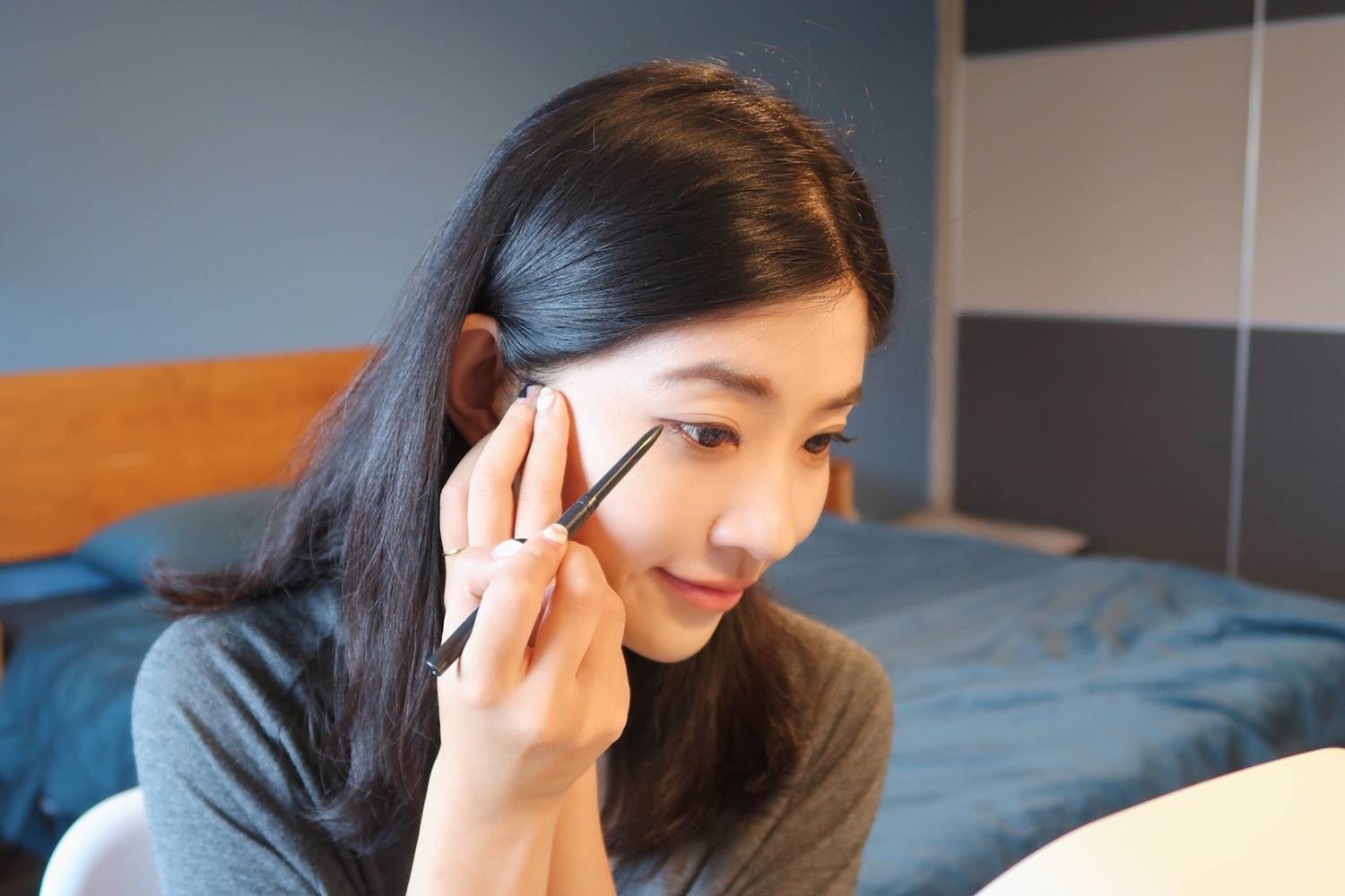 零基础新手学画眼影,如何画眼影初学者也可以