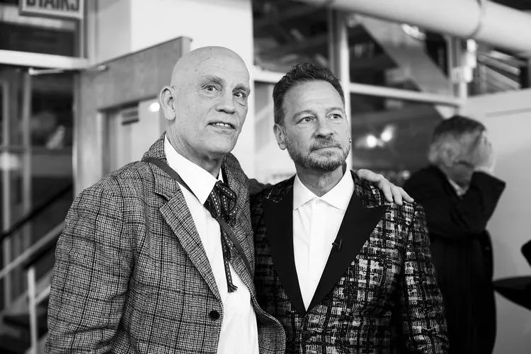 IG映界8月露西大师肖像工作坊，我们请到美国超火的桑德罗·米勒