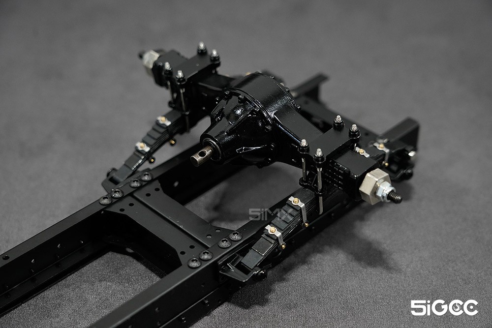 组装f2000拖头,组装f2000卡车模型