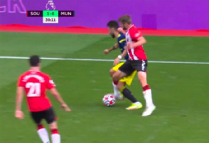 曼联落后一球,曼联输球被惩罚