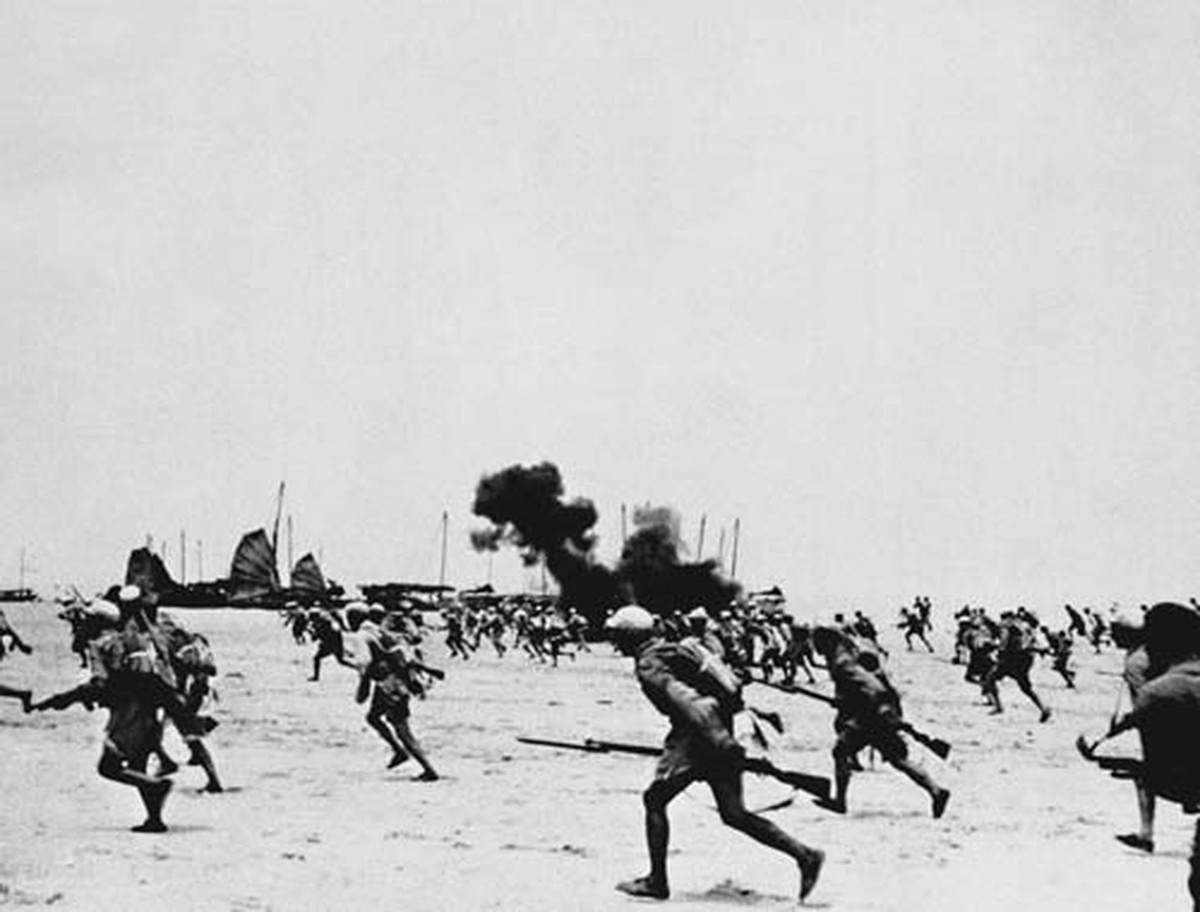 1950年,毛主席如何指挥韩先楚解放海南岛?战神薛岳兵败令蒋不解