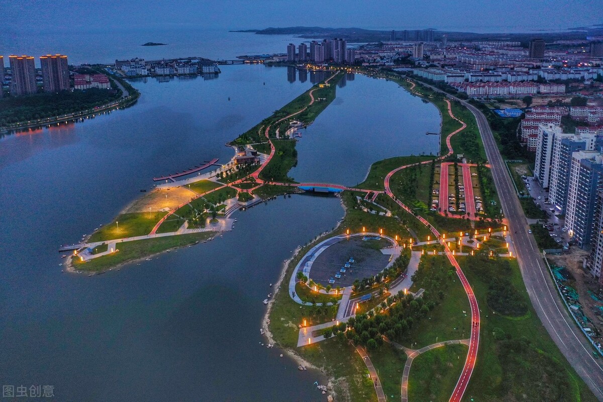 乳山银滩候鸟生活,乳山银滩哪里有鬼城