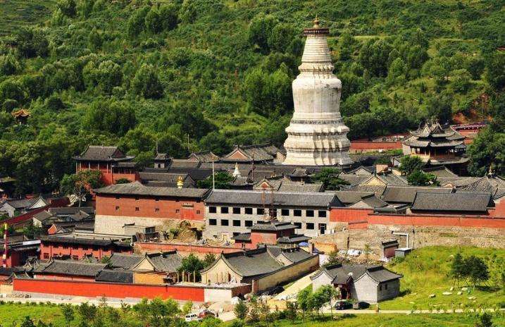 十大名胜古迹山西五台山,山西五台山风景秀丽建筑精巧