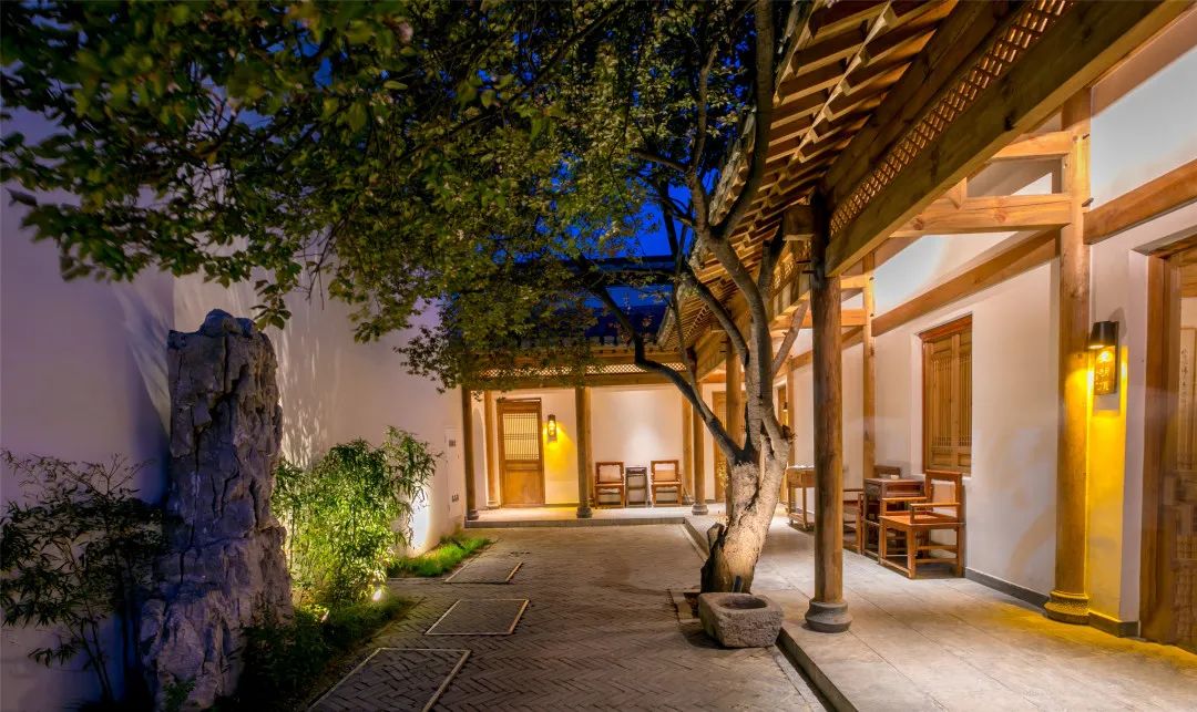 济南必去网红打卡地,济南网红打卡地经三纬三