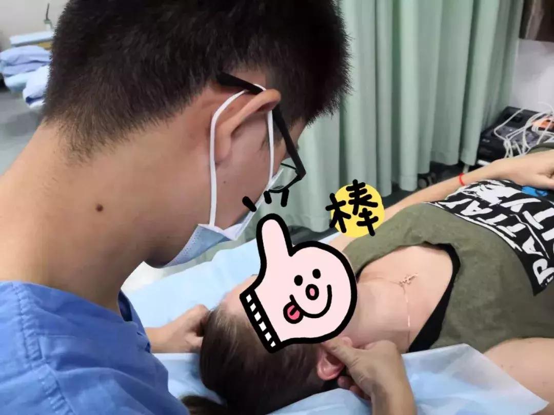 耳前啪啪啪、有口难开……请找罗湖医院康复医学科！