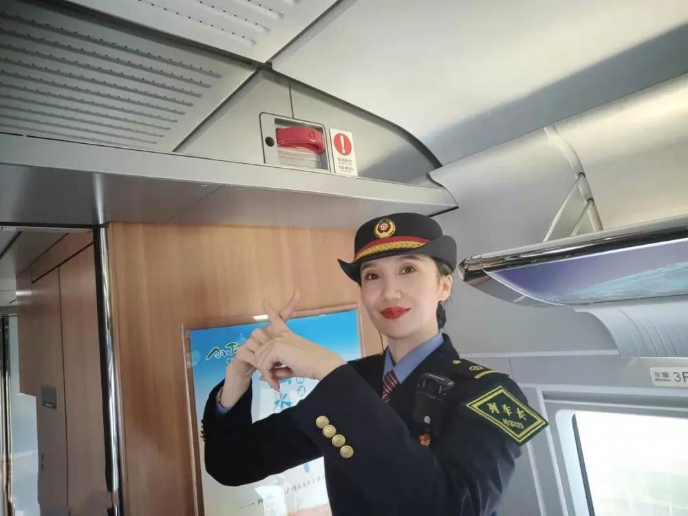 高铁上什么物品不能碰,高铁上有什么设施