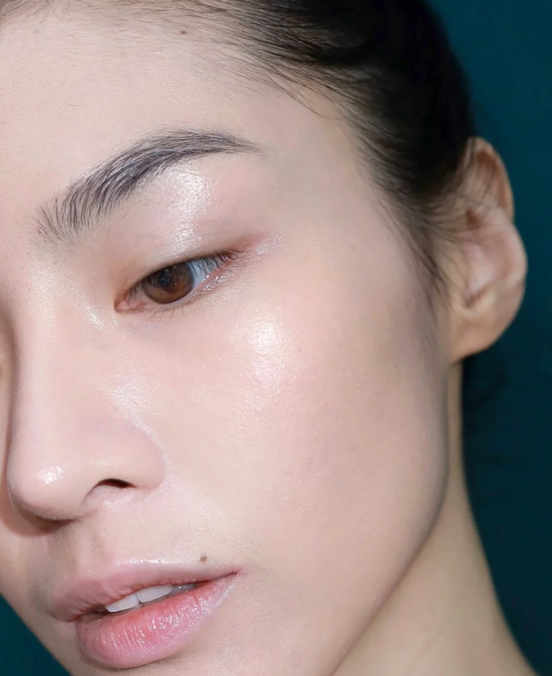 薇诺娜防晒用大瓶还是小瓶,热门防晒实测哪一款更适合你必看