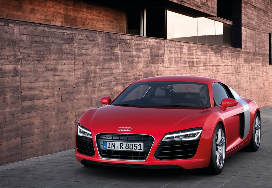 奥迪最好的灯是哪个厂家的,都说奥迪大灯贵到底是不是真的