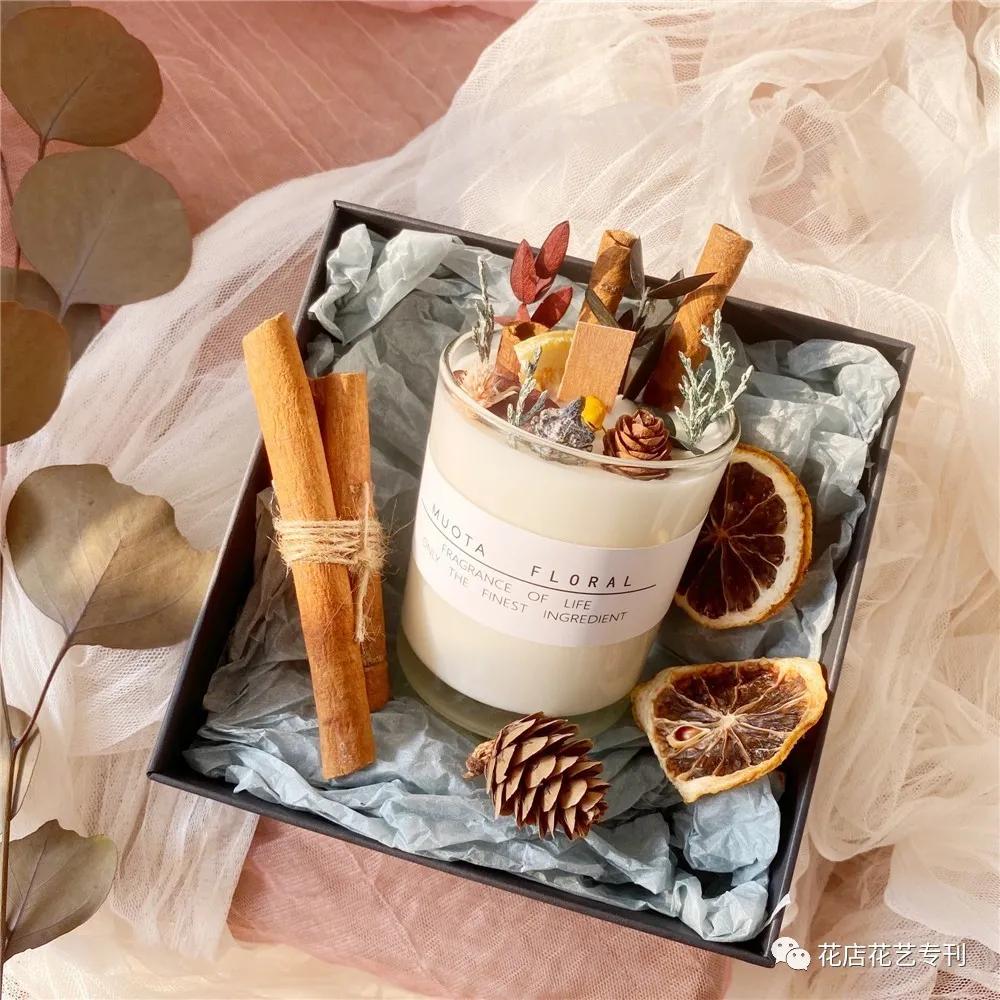 不到3年，她从全职辣妈变身为年营业额400万的花店老板