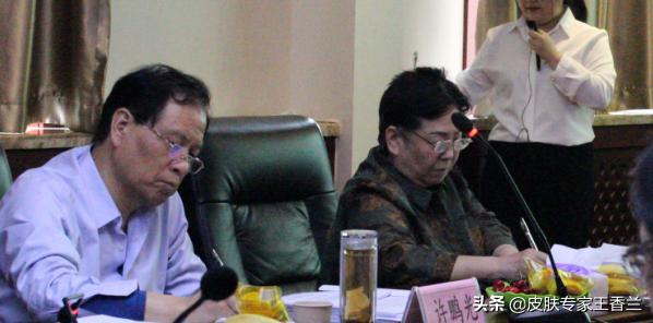 中医王教授简历,王教授中医视频