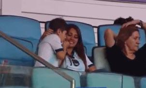 小蒂和洛逸接吻场面,安东内拉前一秒庆祝梅西进球