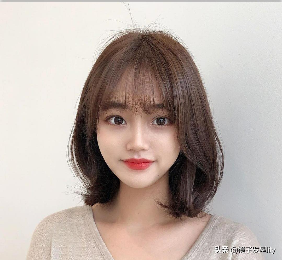 可爱的发型显脸小长发,小脸型短发发型设计