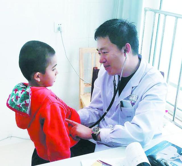 小患者不害怕的儿科名医——记乌鲁木齐市第一人民医院小儿咳喘诊治科主任马冬均
