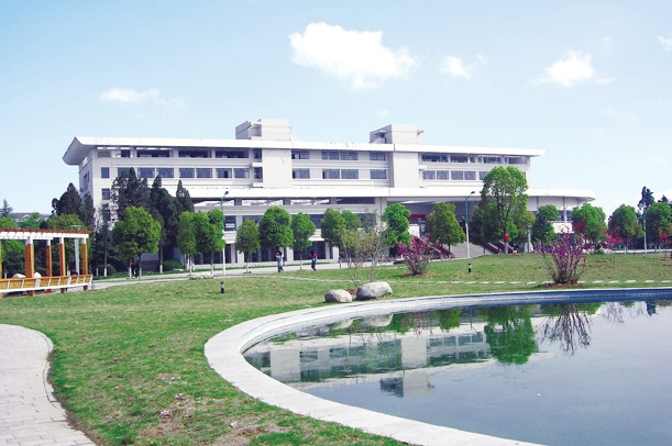 皖西学院唯一一所在岛上的大学,皖西学院包括什么学院