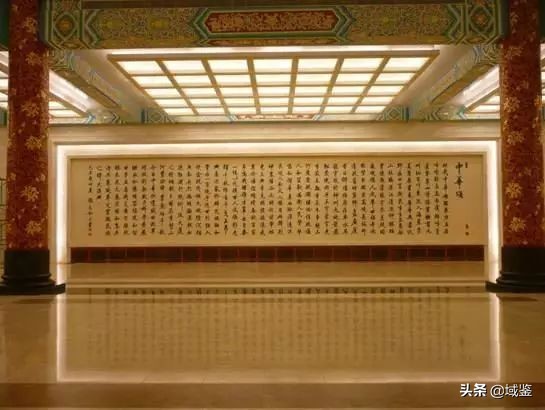 人民大会堂——故宫之外的另一座艺术品宝库