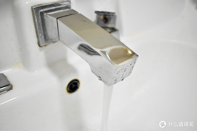 夏天热水器水温不够用,夏天不烫燃气热水器