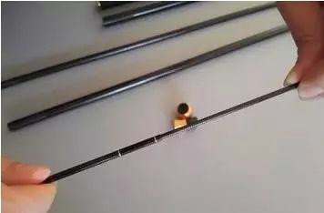 鱼竿进水正不正常用什么方法,鱼竿进水是什么原因造成的