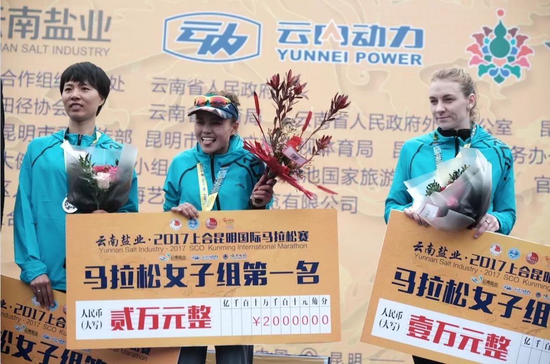 爆改废弃工厂，看三个姑娘如何施展植物魔法