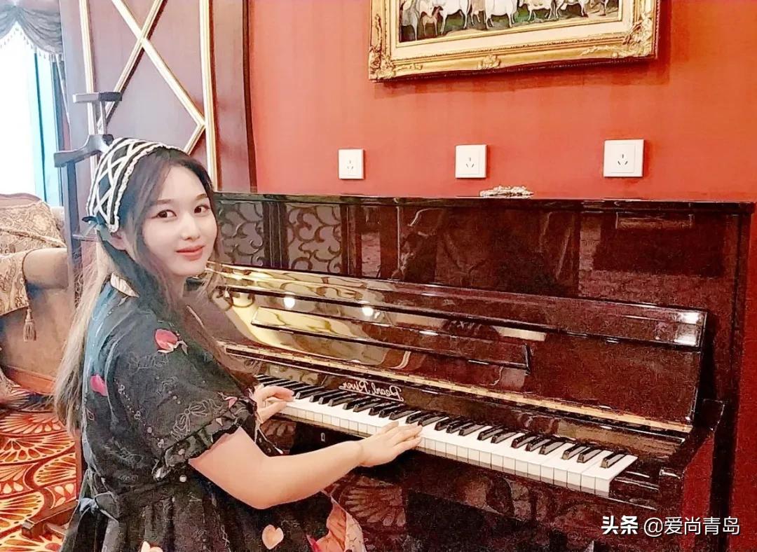 您被“拍了拍”!快来这个新开的“主题换装馆”,体验百变造型