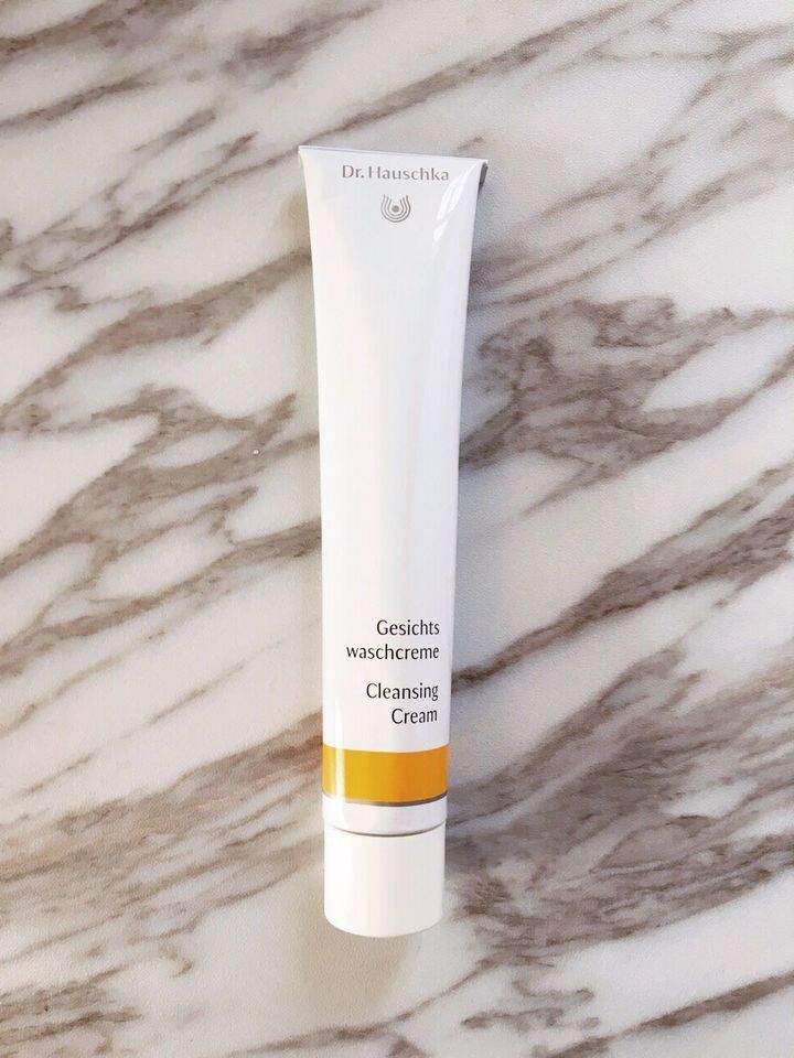 哪种洗面奶才是真正有效的,洗面奶如何用才能达到最好的效果