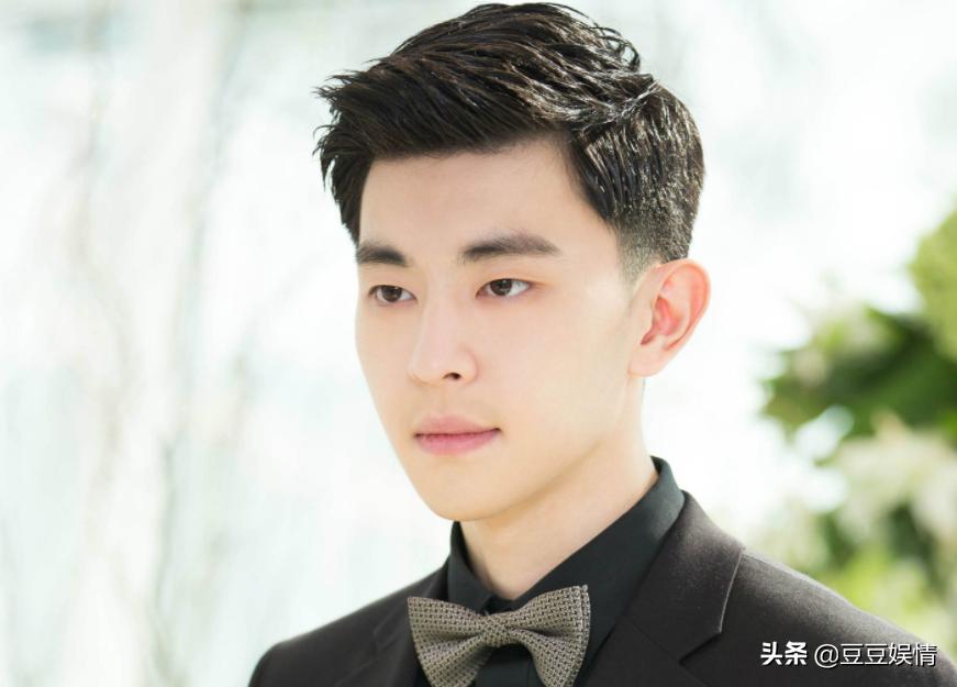 邓伦讨厌的女生是她?问及理由,让网友也是苦笑不得