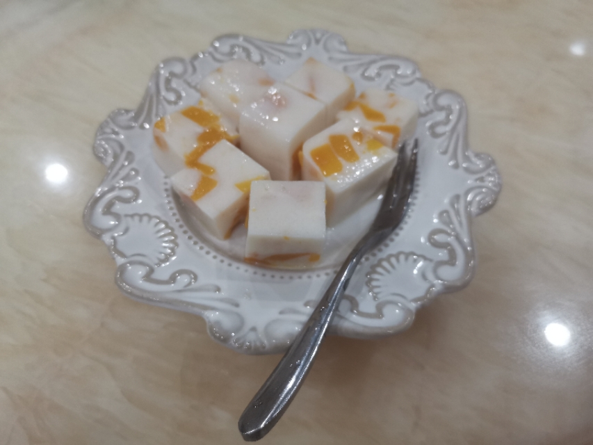 用芒果做果冻不用白凉粉,芒果果冻做法不用白凉粉和吉利丁