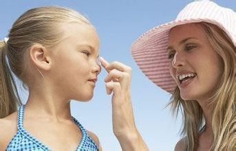 盛夏宝宝中暑的四步紧急处理法,如何预防夏季幼儿中暑