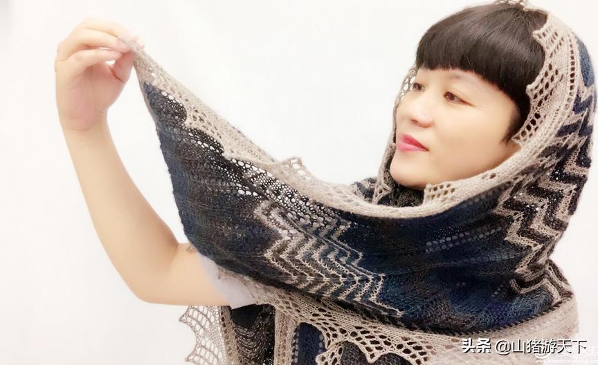 中国大妈为什么有丝巾,为什么大妈出去旅游都要戴丝巾