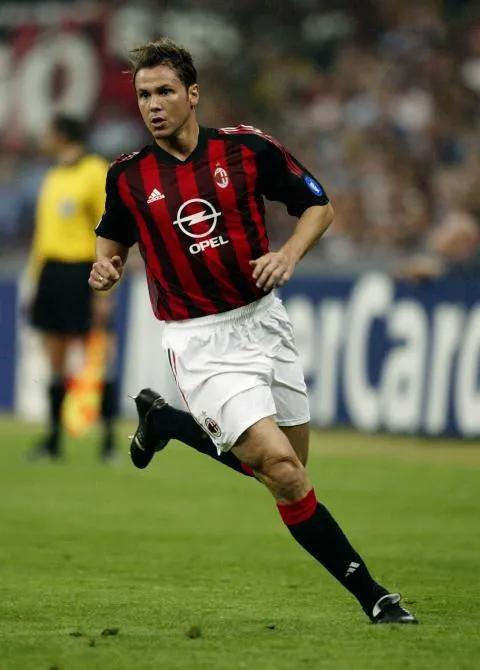 世界足坛十大足球巨星,世界足坛十大球星