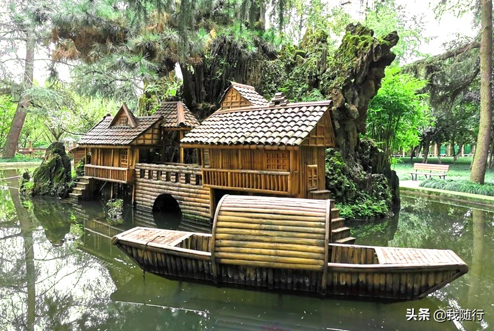 红颜“薛涛”逝,粉笺诗犹在,来成都“望江楼”这样游赏