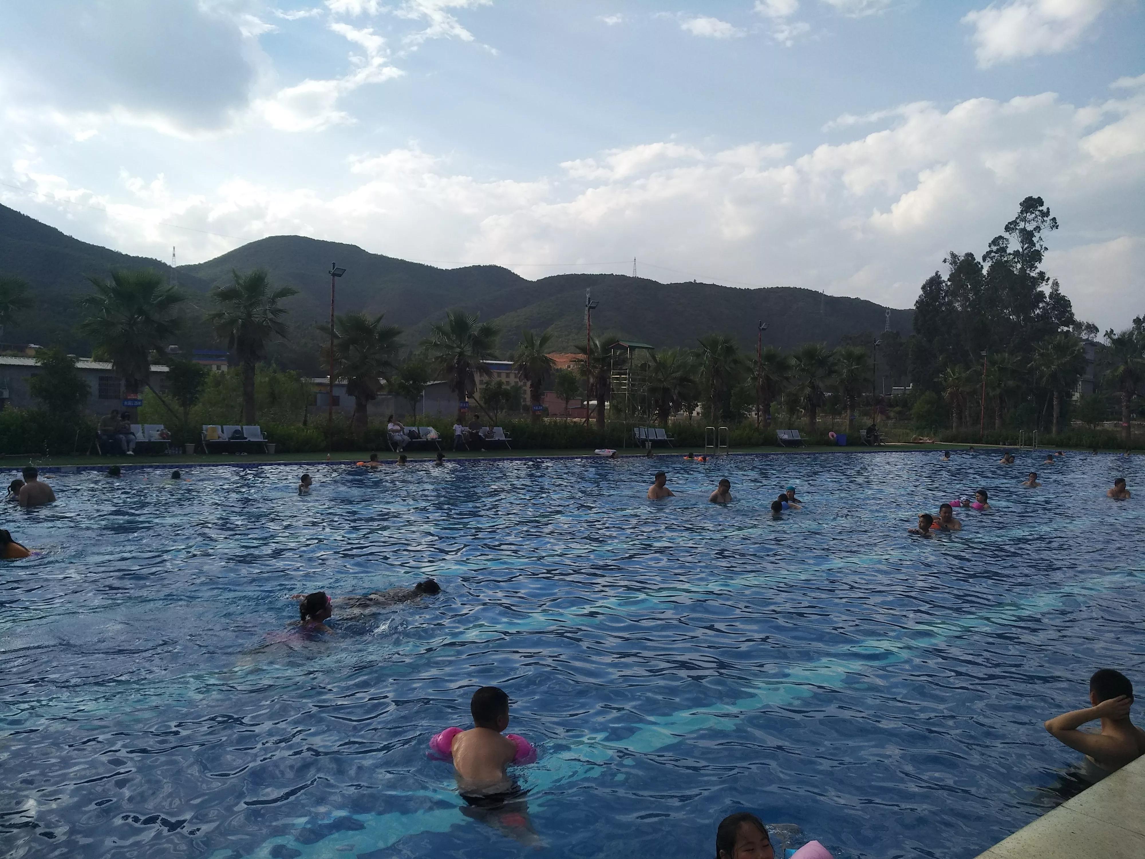 罗茨温泉吃住一条龙,罗茨温泉哪里好又便宜