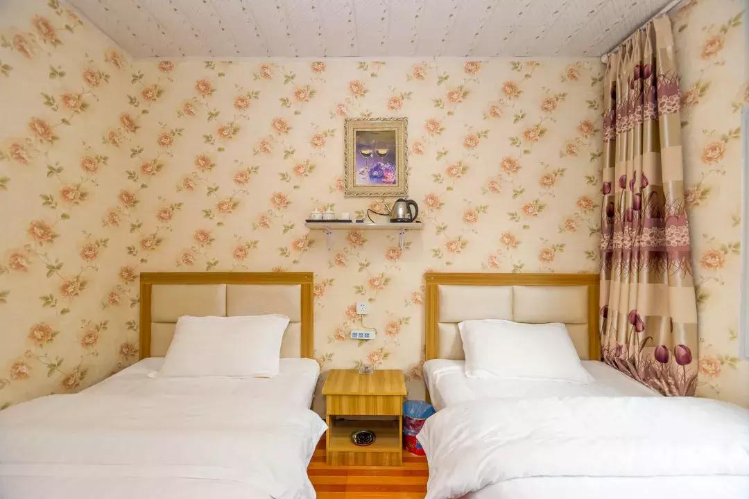 成都机场附近宾馆有哪些,成都机场附近酒店通勤方便吗